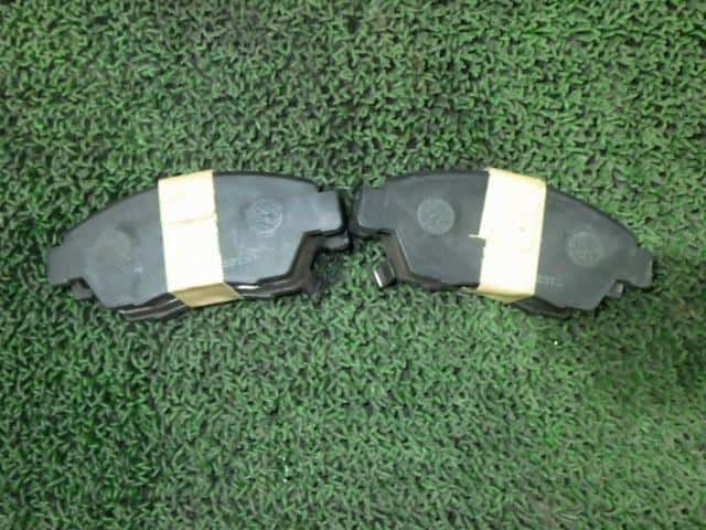 Front Brake Pads HONDA Freed 2009 DBA-GB3 — photo 3