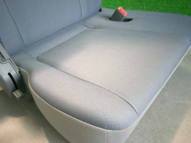 Rear Seat NISSAN Nv100 clipper 2013 GBD-U72 — photo 4