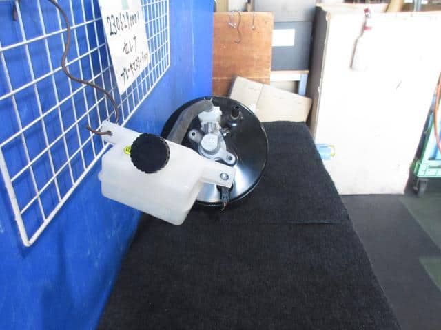 Brake Master Cylinder NISSAN Serena 2020 DAA-GC27 — photo 3