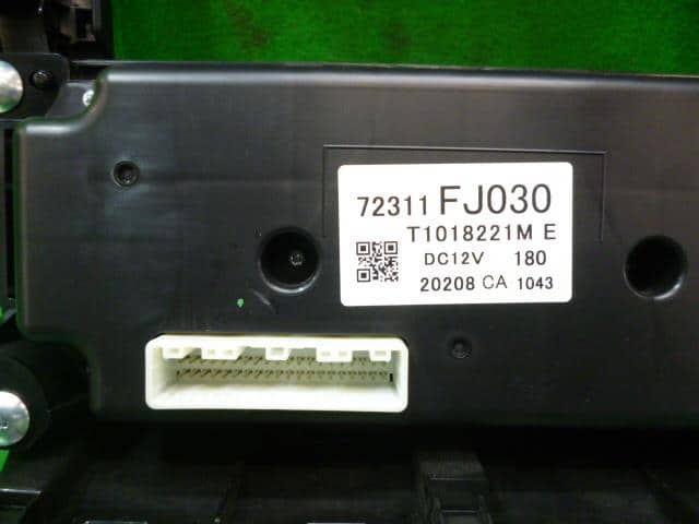 A/C Control Panel SUBARU Impreza 2012 DBA-GJ7 — photo 4