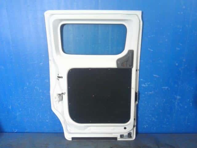 Rear Left Door Assembly NISSAN Nv200 vanette 2013 DBF-VM20 — photo 2
