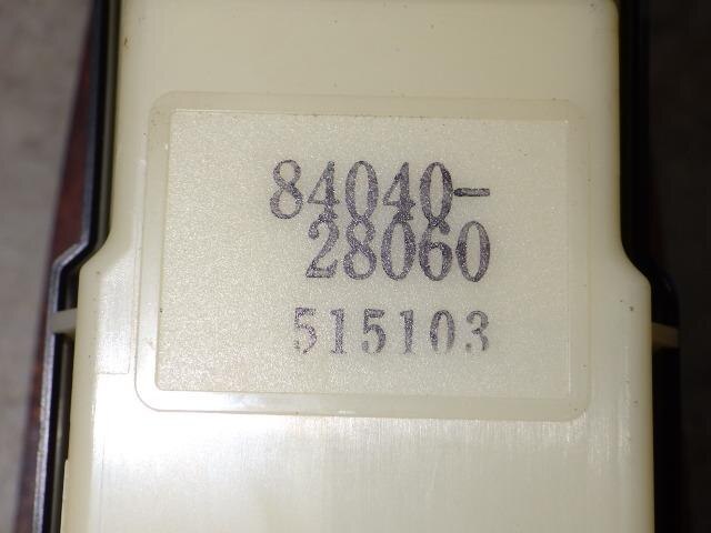 Power Window Switch TOYOTA Noah 2006 DBA-AZR60 — photo 3