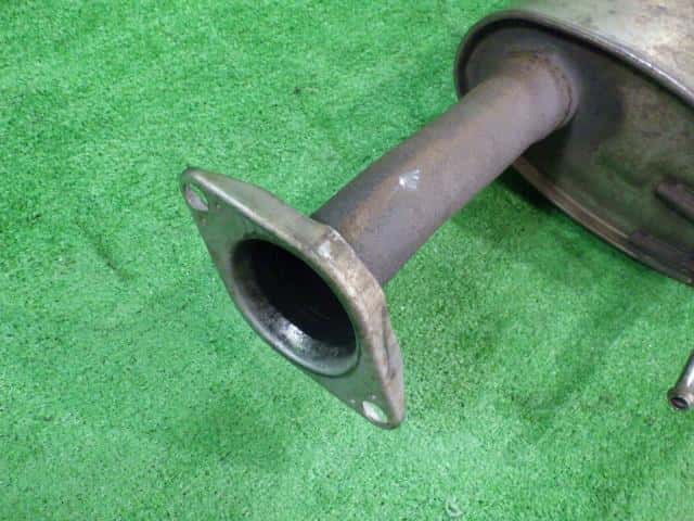 Exhaust Center Muffler NISSAN Elgrand 2011 DBA-TE52 — photo 5