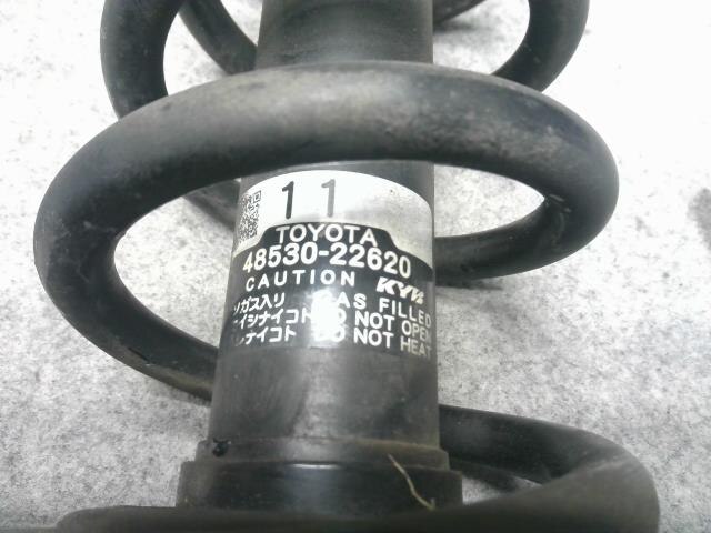 Rear Left Strut TOYOTA Mark X 2006 DBA-GRX120 — photo 2