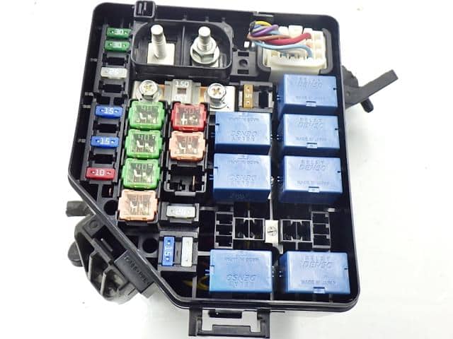 Fuse Box SUZUKI Wagon R 2017 DAA-MH55S — photo 3
