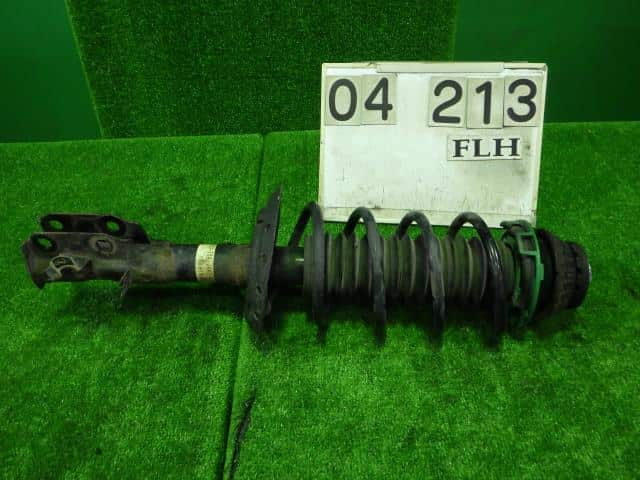 Front Left Strut HONDA Fit 2015 DAA-GP5 — photo 1