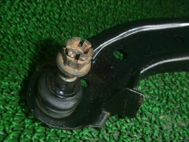 Front Left Lower Control Arm HONDA N BOX 2016 DBA-JF1 — photo 3