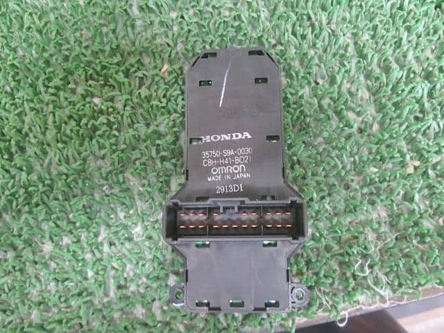 Power Window Switch HONDA CR-V 2003 LA-RD5 — photo 2
