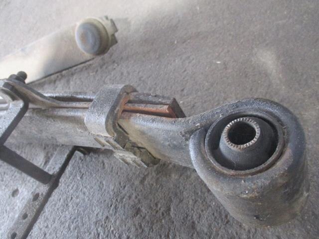 Rear Right Leaf Spring Assembly TOYOTA Hiace 2005 CBF-TRH228 — photo 5