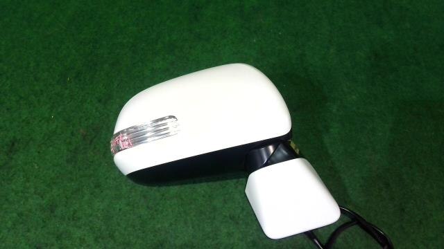 Right Side Mirror TOYOTA Noah 2013 DBA-ZRR75 — photo 1