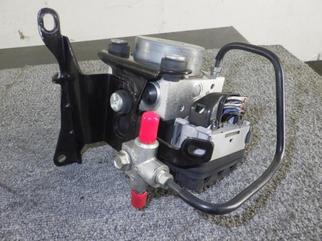 ABS Actuator TOYOTA Liteace 2019 DBF-S402 — photo 2