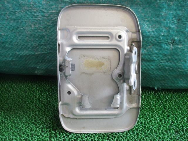 Fuel Filler Lid TOYOTA Hiace 2005 CBF-TRH228 — photo 5
