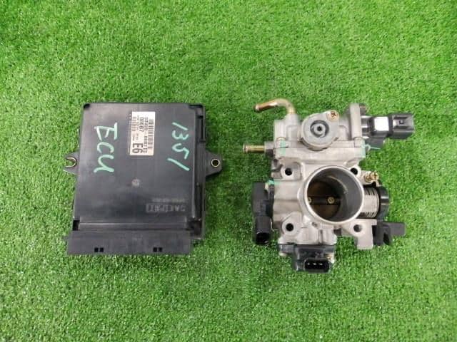 Engine Control Unit SUZUKI Alto 2003 UA-HA23S 3392086BR1 — photo 1