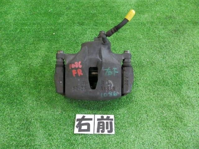 Front Right Caliper TOYOTA Altezza 2005 TA-GXE10 — photo 1