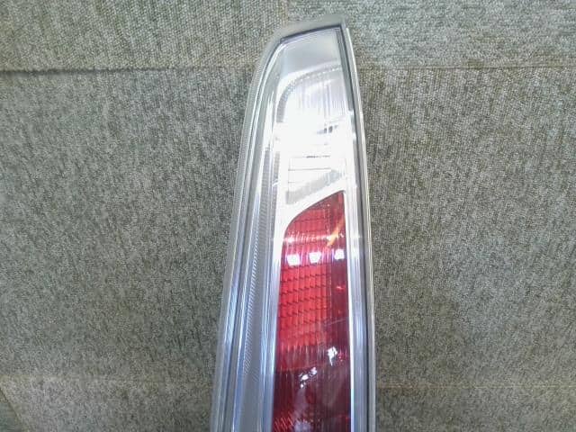 Left Tail Light NISSAN Serena 2011 DBA-FNC26 — photo 2