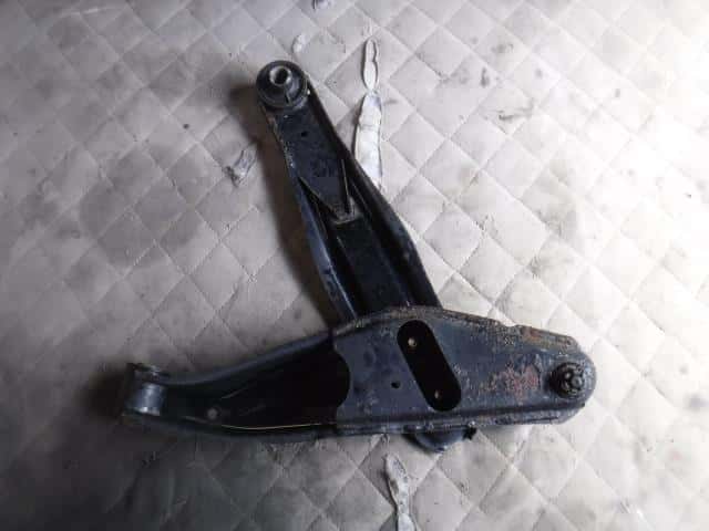 Front Right Lower Control Arm SUBARU Sambar 2002 LE-TV2 — photo 5