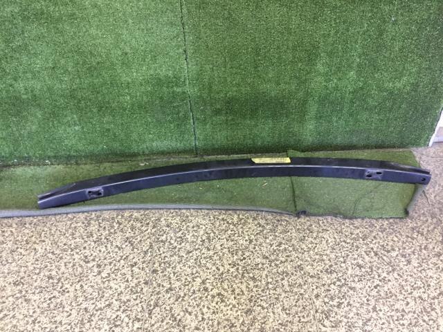 Front Bumper Reinforcement TOYOTA Corolla Levin 2000 GF-AE110 — photo 2