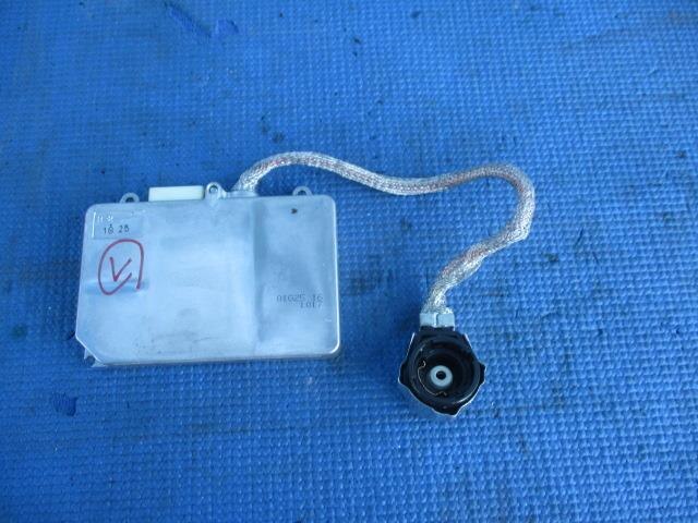 HID Control TOYOTA Wish 2005 CBA-ZNE10 — photo 1