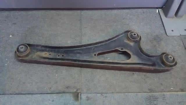 Rear Left Lower Control Arm SUZUKI Alto 2012 DBA-HA25S — photo 2