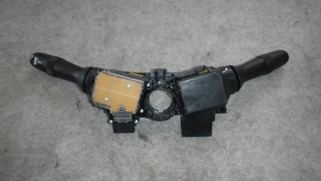 Combination Switch TOYOTA Mark X 2012 DBA-GRX130 — photo 2