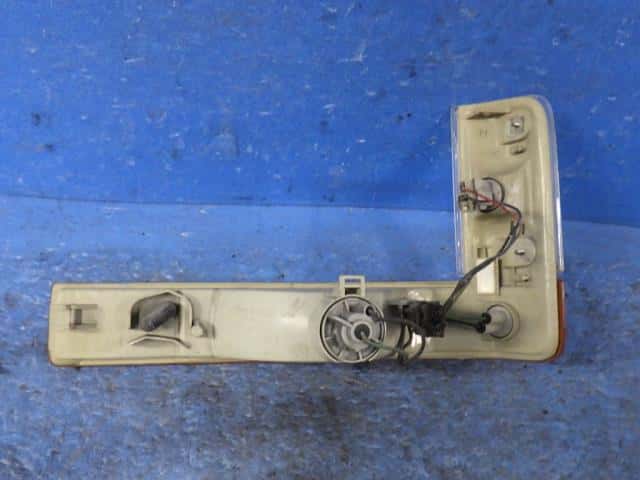 Right Side Marker Light HONDA Acty 1993 V-HA3 — photo 3