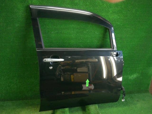 Front Right Door Assembly SUBARU Stella 2016 DBA-LA160F 67001B2430 — photo 1