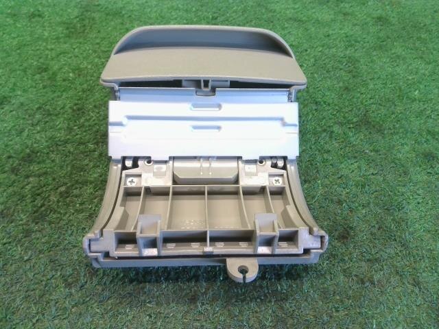 Interior Parts TOYOTA Porte 2010 CBA-NNP15 — photo 4