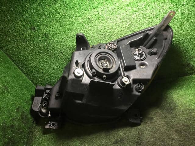Right Headlight MAZDA Demio 2007 DBA-DY3W — photo 5