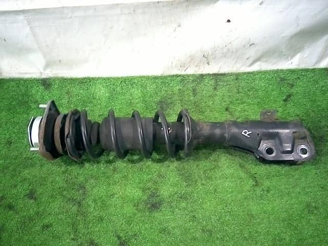 Front Right Strut Assembly DAIHATSU Hijet 2007 EBD-S331V — photo 6