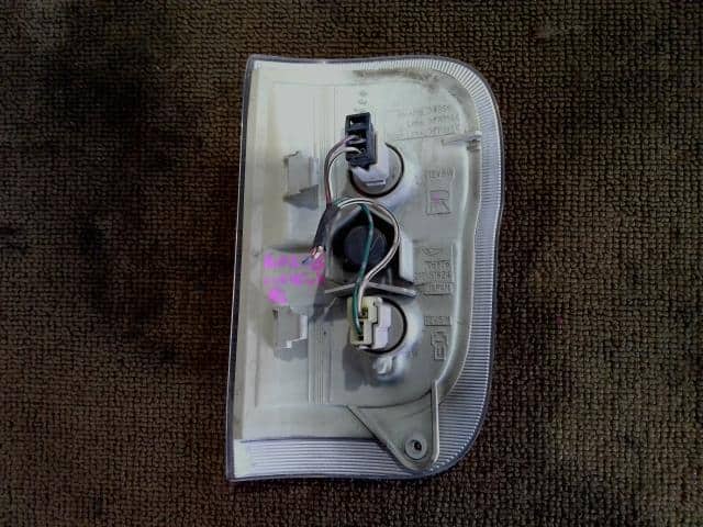 Right Side Marker Light DAIHATSU Hijet 2002 TE-S210P — photo 7