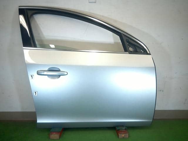 Front Right Door Assembly VOLVO Volvo 60 series 2013 DBA-FB4164T 31298041 — photo 1