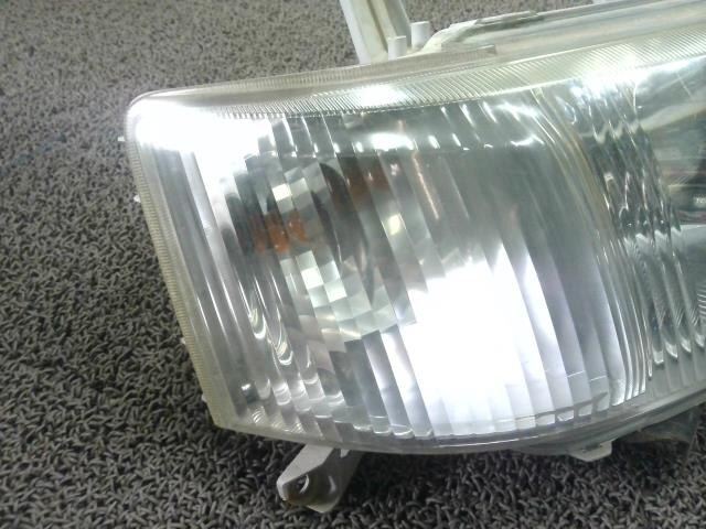 Right Headlight TOYOTA Probox 2008 CBE-NCP50 — photo 5