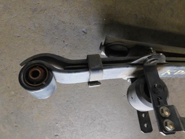 Rear Right Leaf Spring Assembly TOYOTA Hiace 2011 LDF-KDH201 — photo 5