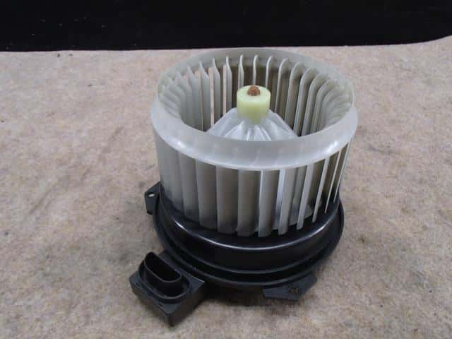 Blower Motor HONDA N-one 2012 DBA-JG1 — photo 4
