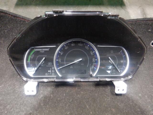 Speedometer TOYOTA Noah 2015 DAA-ZWR80 — photo 1