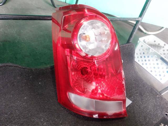 Left Tail Light HONDA Life 2010 DBA-JC1 — photo 2