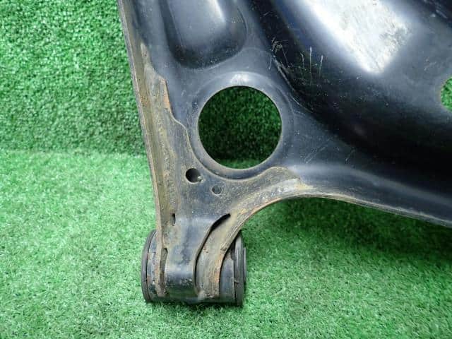 Front Right Lower Control Arm SUZUKI Carry 2015 EBD-DA16T 4520182MB1 — photo 3
