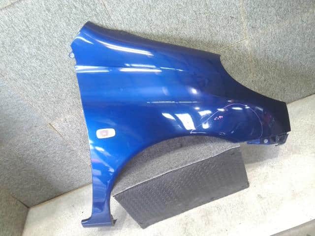 Right Fender Panel TOYOTA Fun Cargo 2005 CBA-NCP25 5381152020 — photo 1