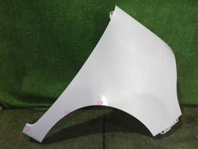 Right Fender Panel NISSAN Roox 2011 DBA-ML21 — photo 1