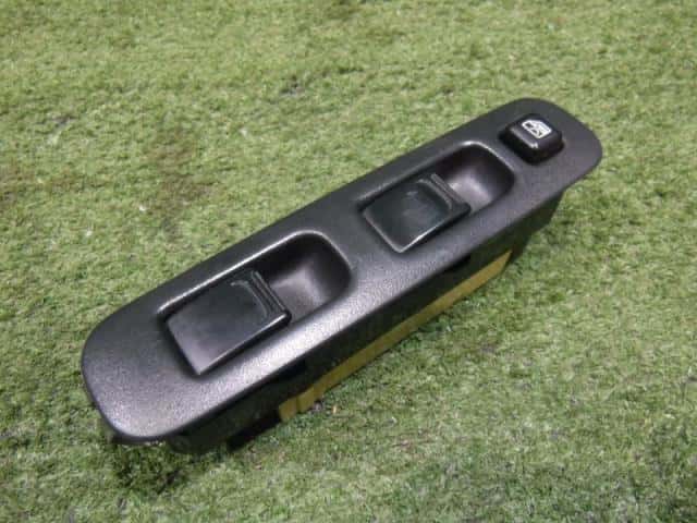 Power Window Switch SUZUKI Jimny 2006 ABA-JB23W — photo 1