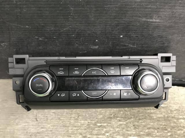 A/C Control Panel MAZDA CX-5 2018 3DA-KF2P — photo 1