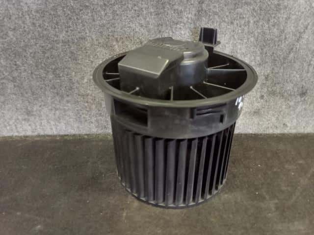 Blower Motor NISSAN Cube 2010 DBA-Z12 — photo 1