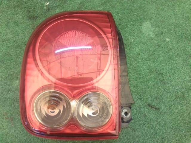 Left Tail Light SUZUKI Lapin 2009 DBA-HE22S 8470285K40 — photo 9