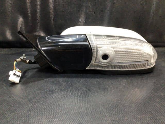 Left Side Mirror MITSUBISHI Delica D5 2014 DBA-CV2W — photo 3