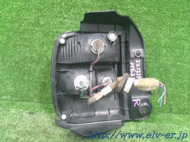 Right Tail Light SUZUKI Lapin 2006 CBA-HE21S 3565075H02 — photo 2