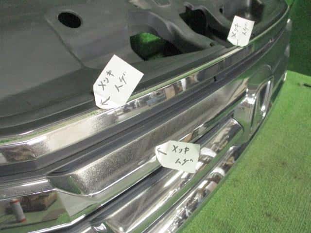Radiator Grille HONDA Step Wagon 2012 DBA-RK1 — photo 2