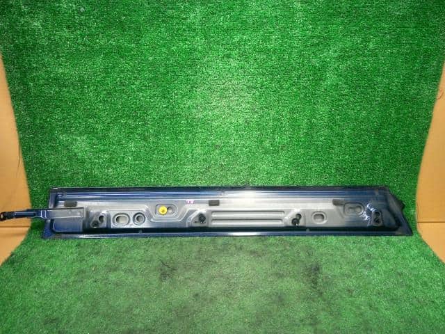 Exterior Parts NISSAN Serena 2016 DAA-GFC27 — photo 2