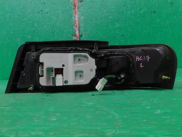 Left Tail Light NISSAN Laurel 1994 E-HC34 — photo 2