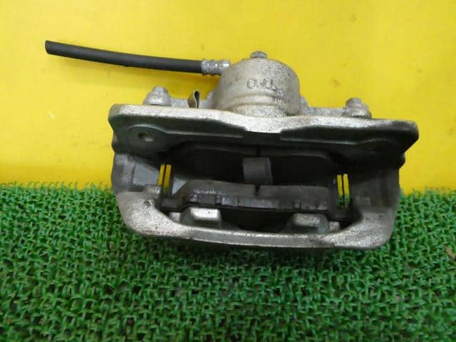 Front Left Caliper HONDA Fit 2022 6BA-GR7 45019TZAJ01 — photo 4