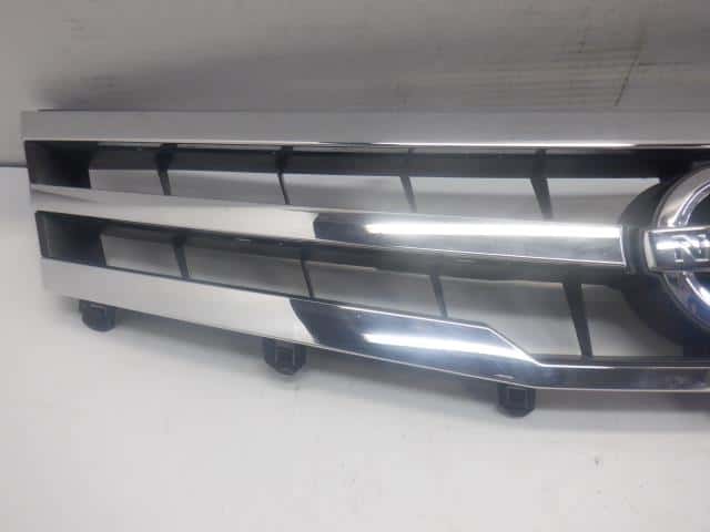Radiator Grille NISSAN Roox 2012 DBA-ML21 — photo 4